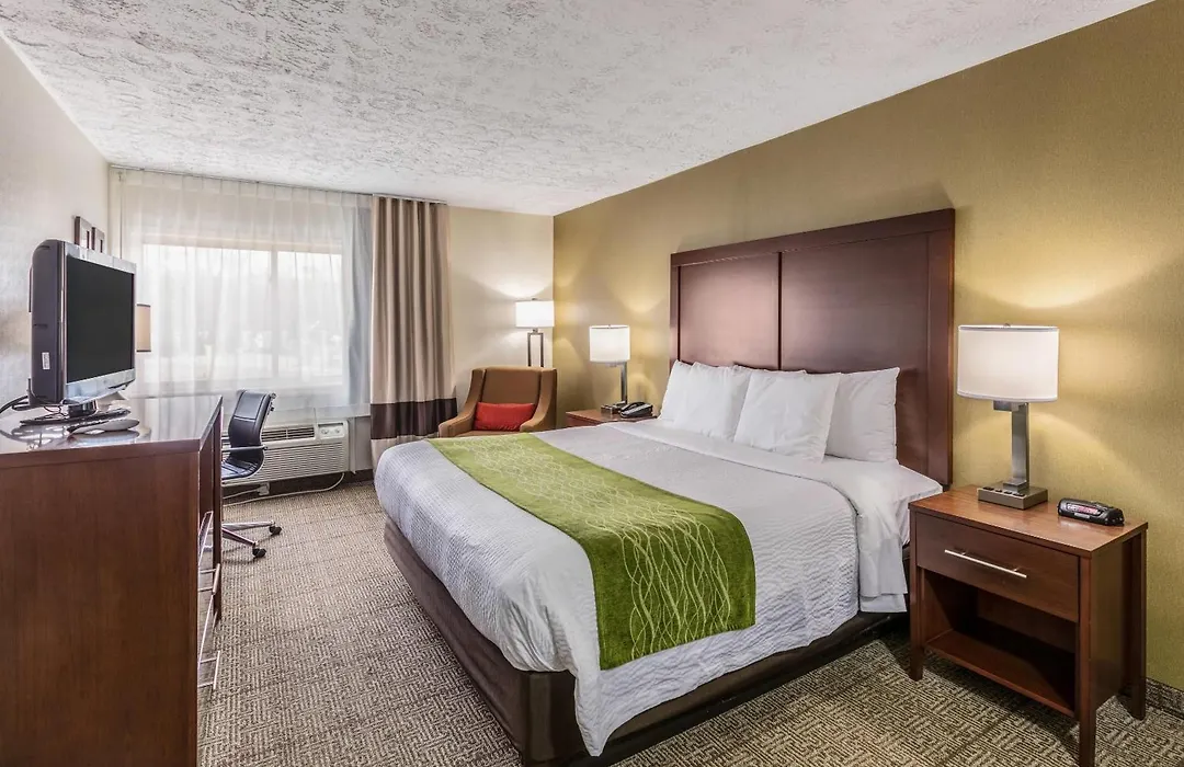Comfort Inn Medford-Long Island-1