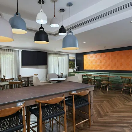 Fairfield By Marriott Medford Long Island-3