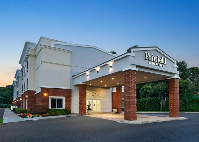 Fairfield By Marriott Medford Long Island Hotel